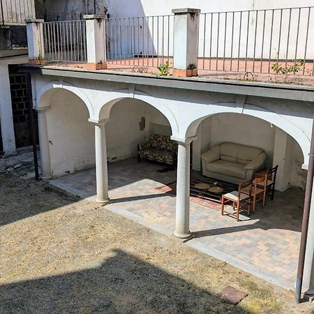 Апартаменти Il Castello Delle Dame - Il Maschio Віджевано Екстер'єр фото